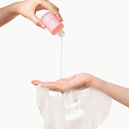 Anua Peach 70% Niacin Serum Mask - lifestyle 1